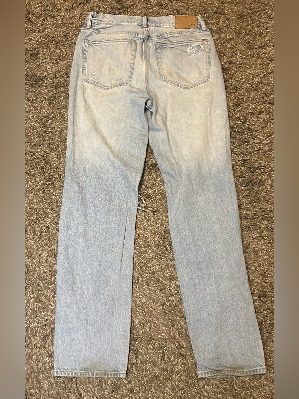 Distressed Slouch Jean - Picture 4 of 8